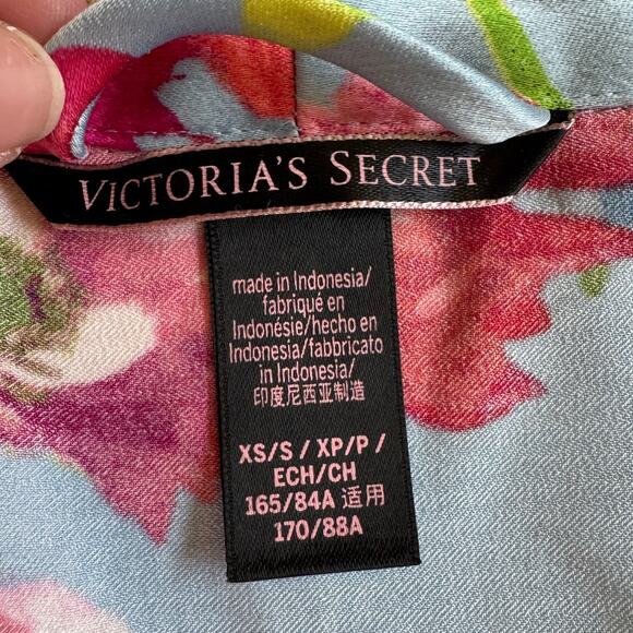 Victoria Secret Happy Poppies Lace Insert Robe EUC Size XS Small Satin Tie Waist - Picture 9 of 12